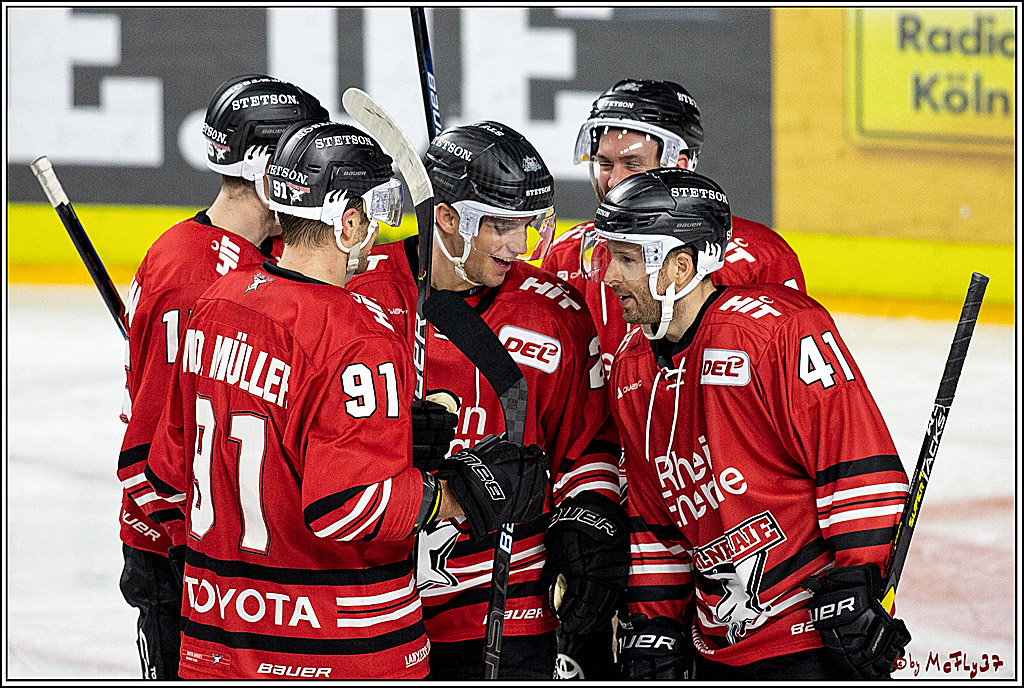 DEL;  Koelner Haie - Grizzlys Wolfsburg; Koeln, 25.02.2020